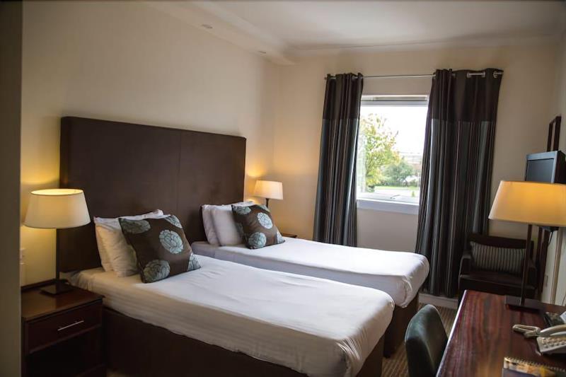 Cairn Hotel Батгэйт Экстерьер фото